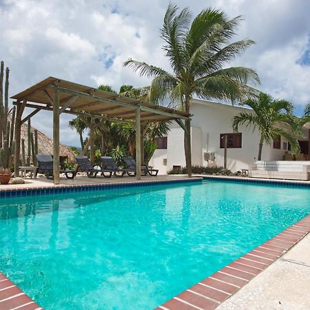 Bantopa Apartments Willemstad Luaran gambar