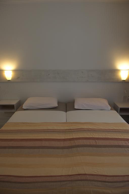 Bantopa Apartments Willemstad Bilik gambar