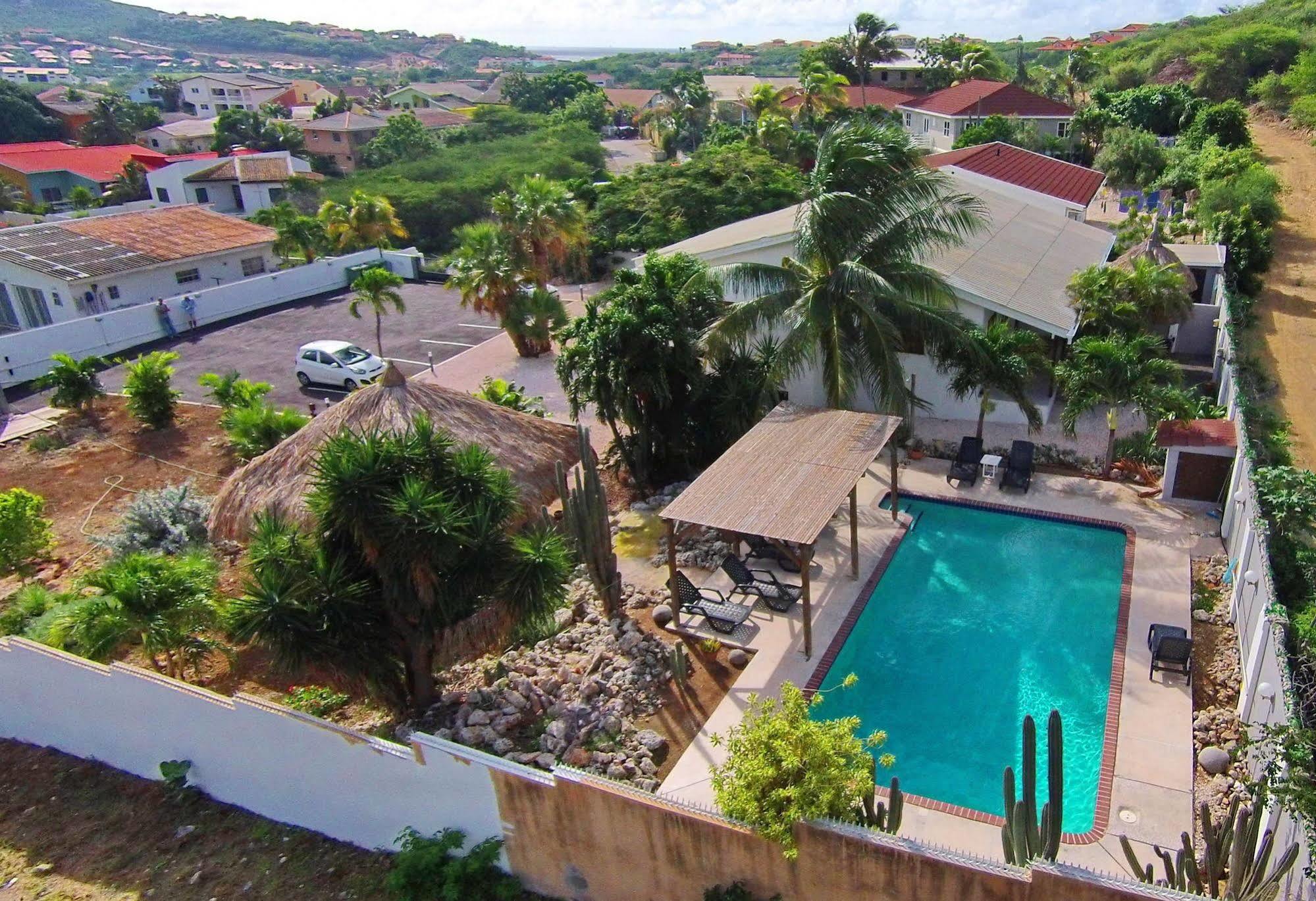 Bantopa Apartments Willemstad Luaran gambar