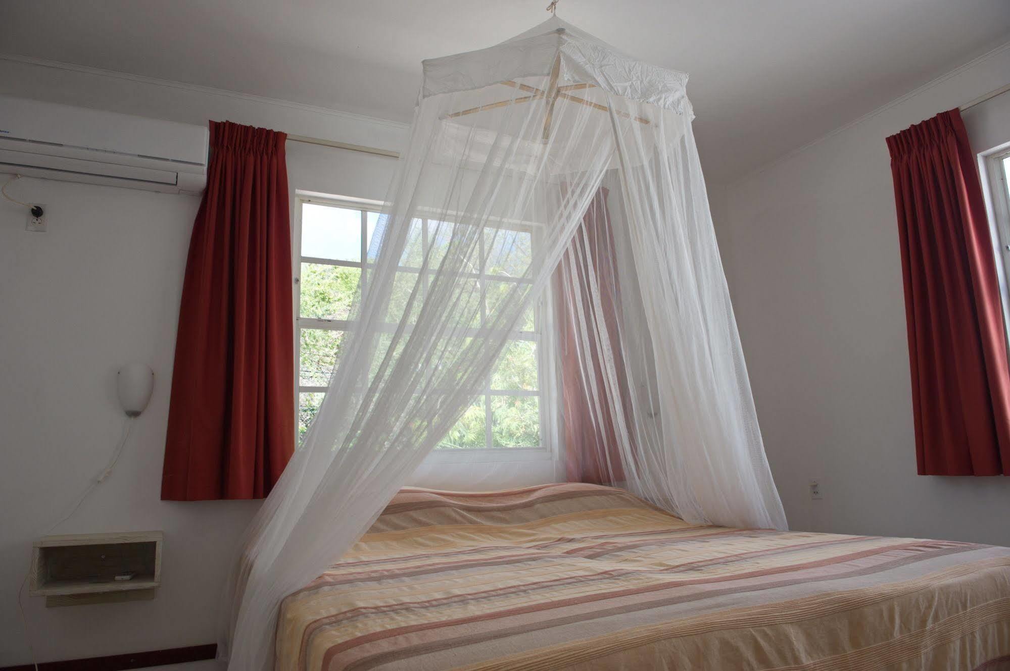 Bantopa Apartments Willemstad Luaran gambar